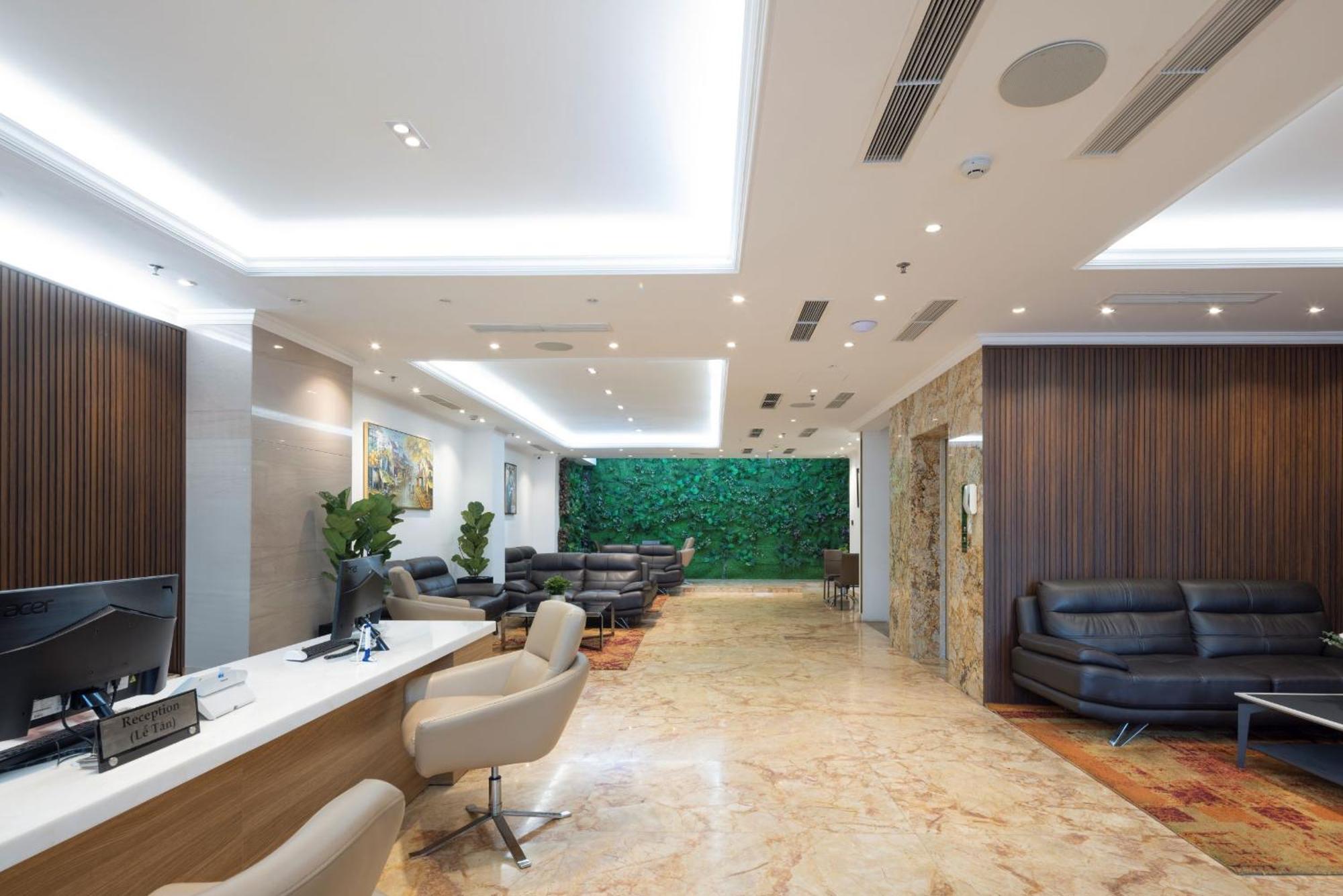 Nesta Saigon 4*