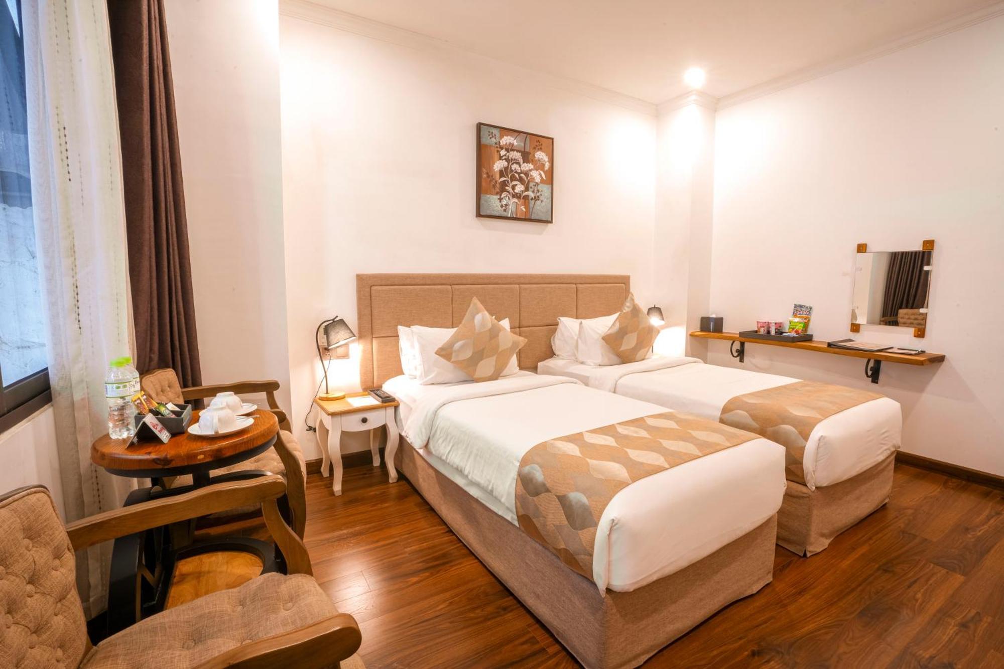 Nesta Saigon 4*